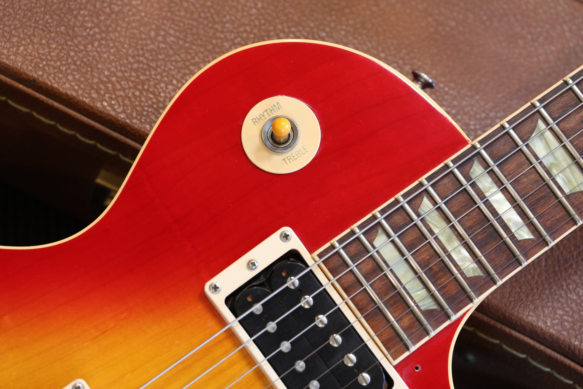 1997 Gibson Les Paul Classic Good Wood Era Electric Guitar Cherry