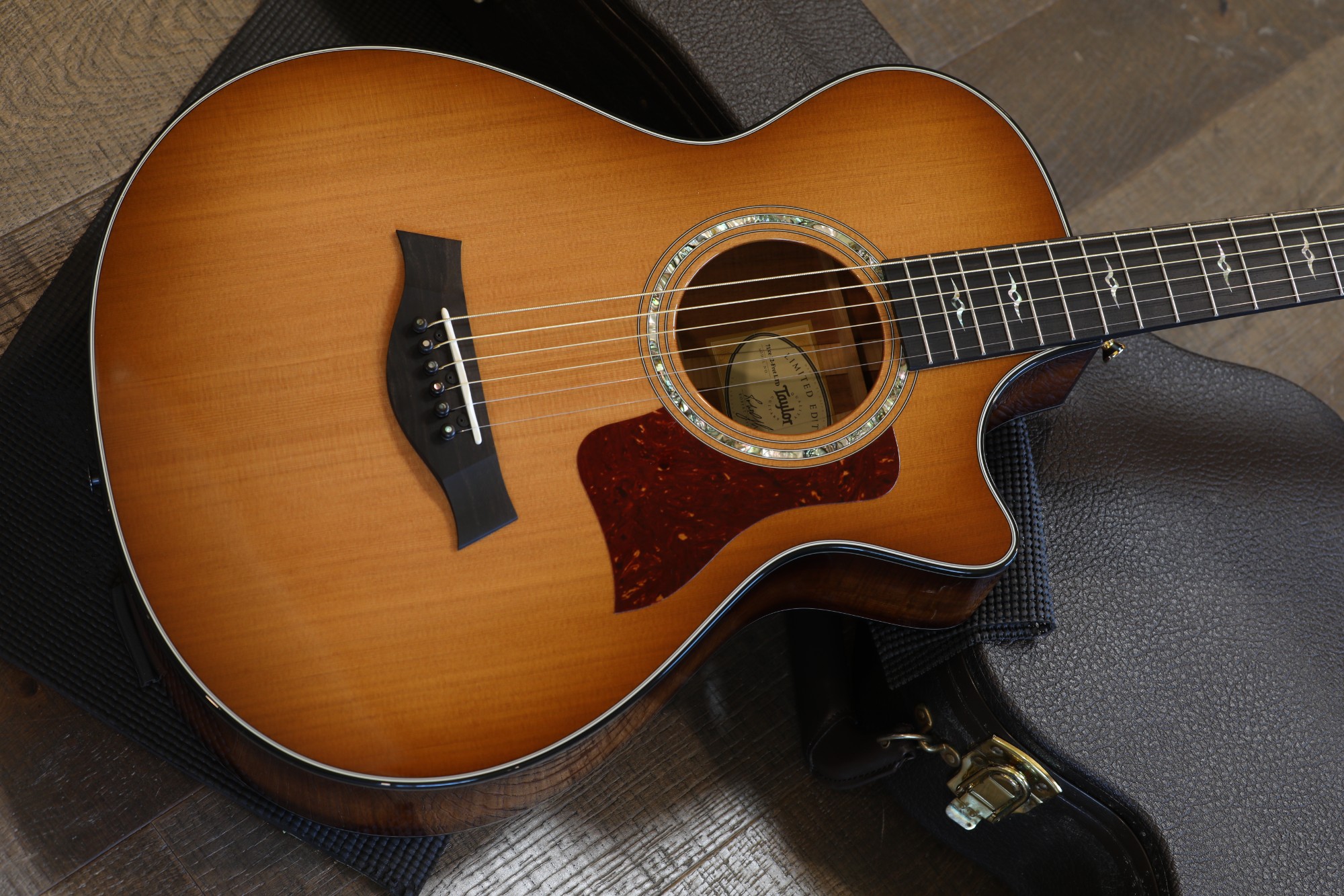 Unplayed! 2017 Taylor 712ce 12 Fret Limited Edition Koa Cedar