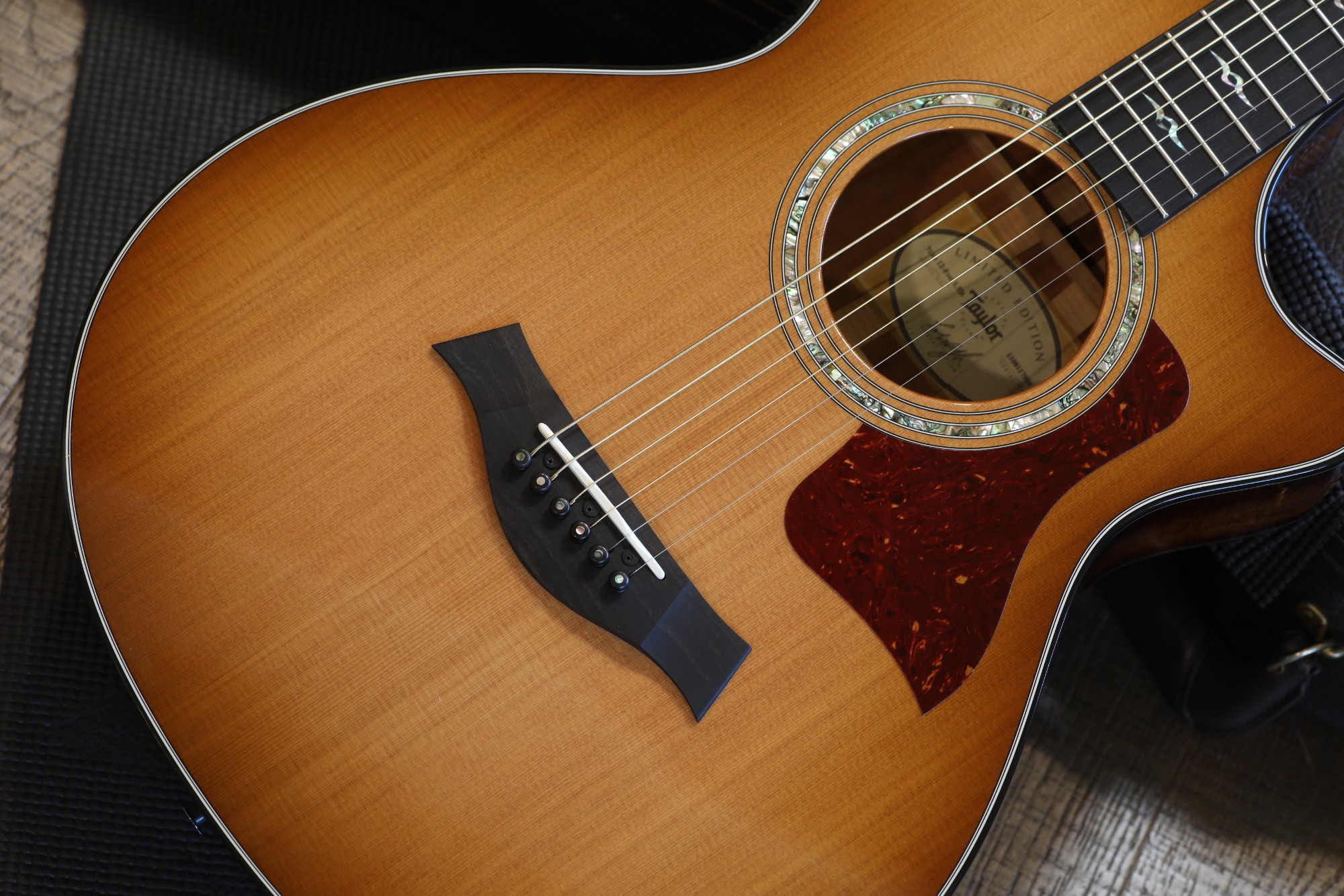 Unplayed! 2017 Taylor 712ce 12 Fret Limited Edition Koa Cedar