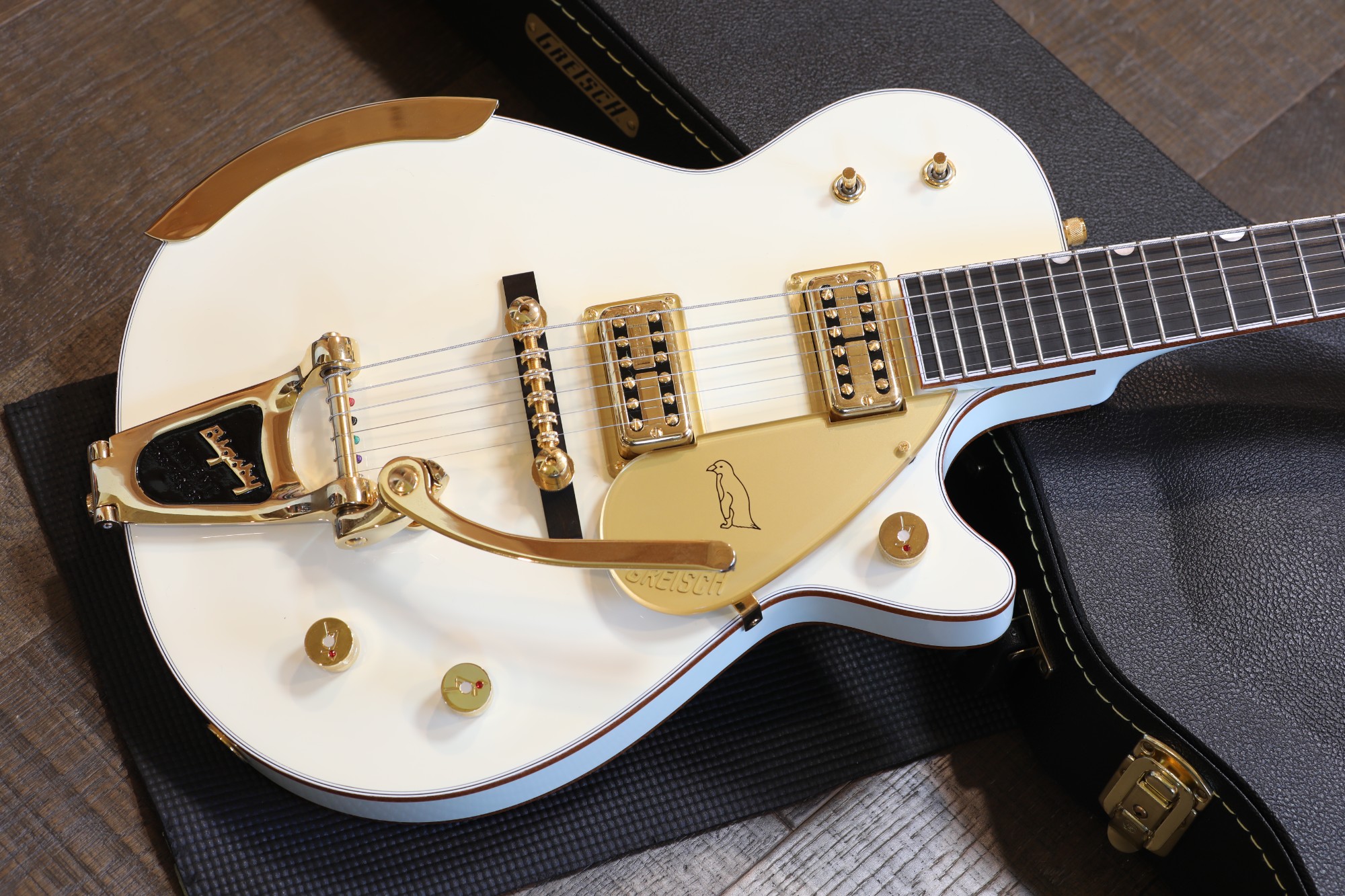 Minty! 2024 Gretsch G6134T-58 Vintage Select '58 Penguin Electric