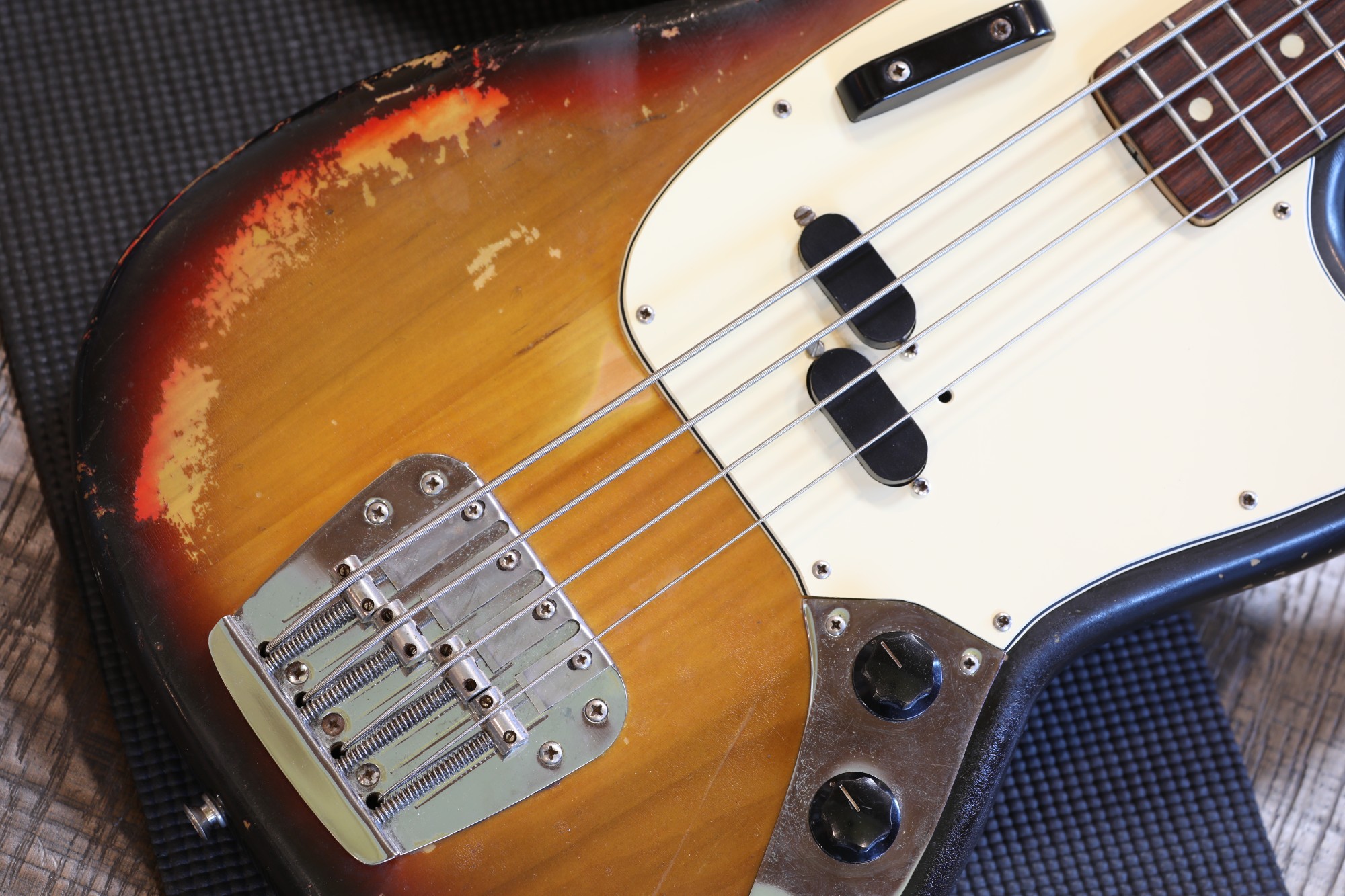 1974 Fender Mustang Bass Electric Bass Sunburst + HSC | Lovies Guitars