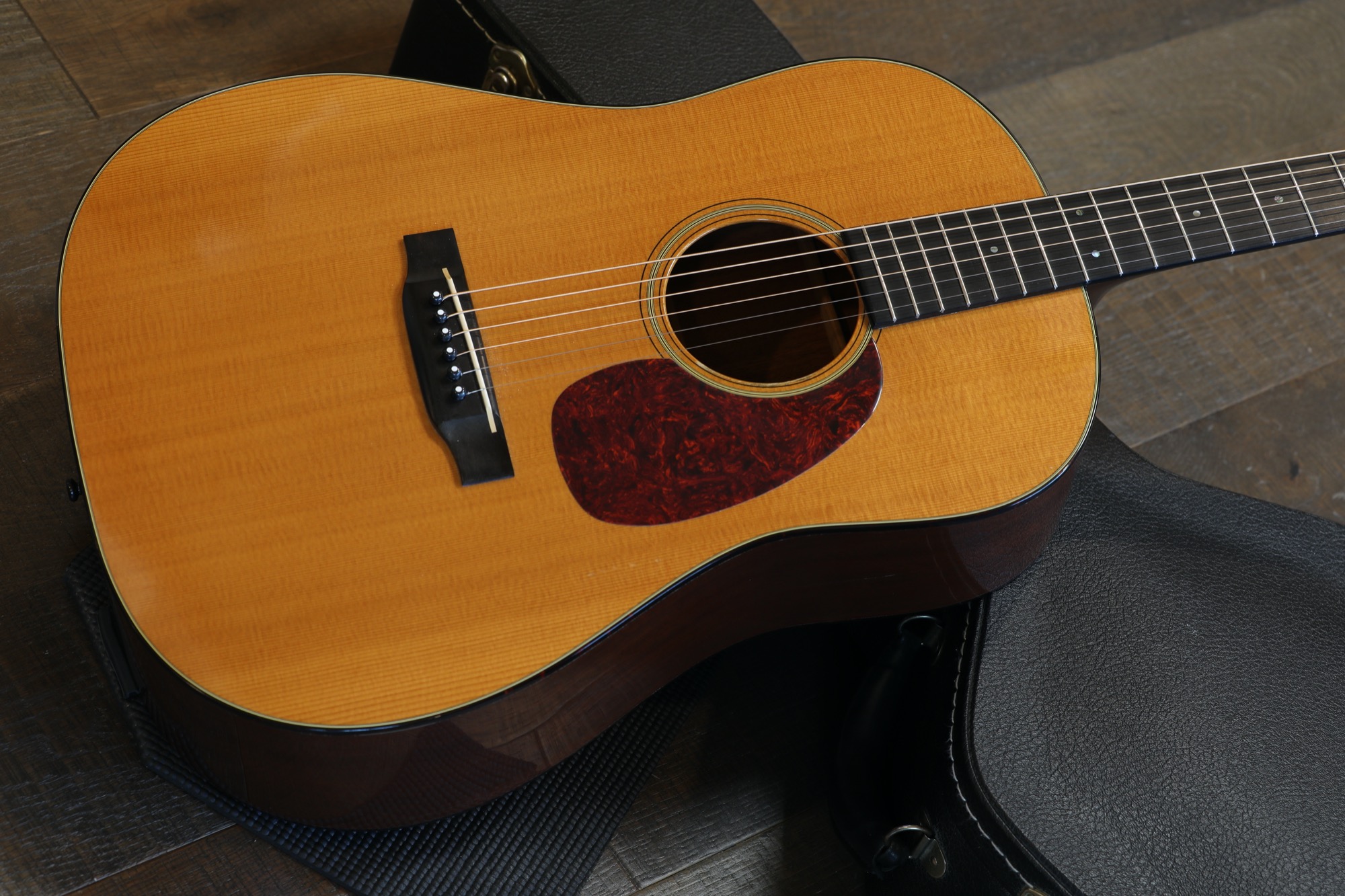 1999 Martin D-18VS Vintage Series Dreadnought Acoustic Guitar