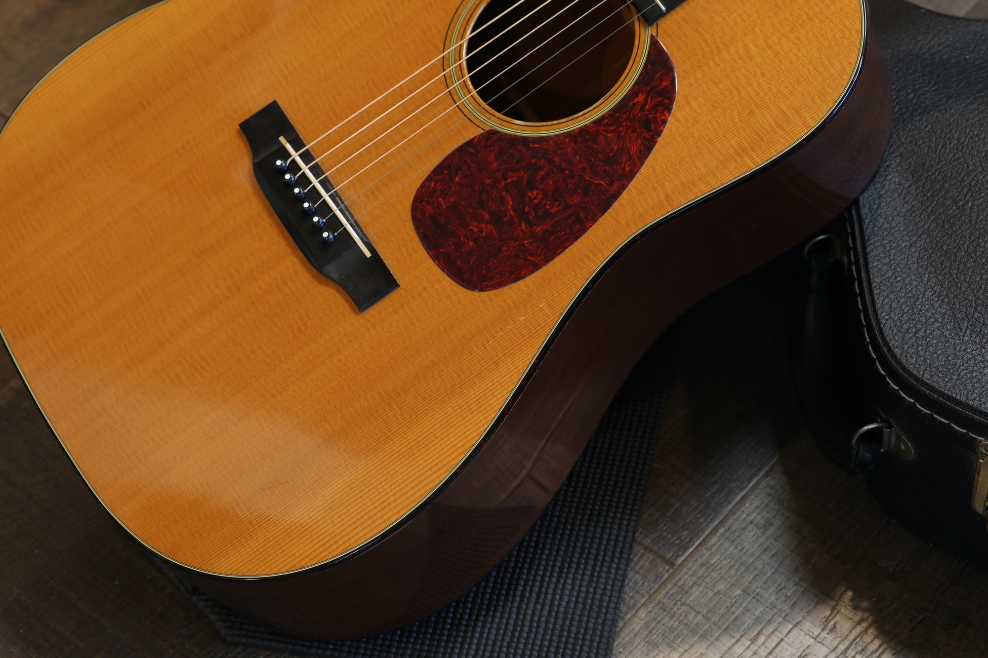 1999 Martin D-18VS Vintage Series Dreadnought Acoustic Guitar