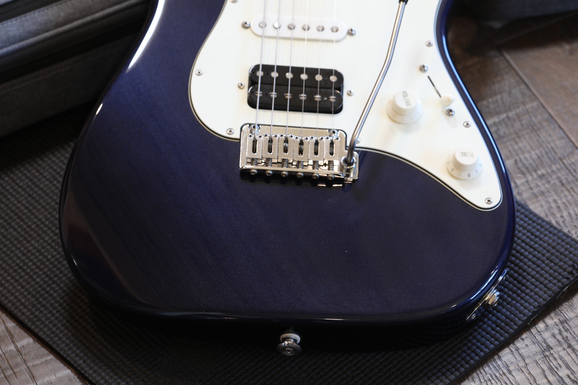 Suhr Standard Pro S2 Electric Guitar Metallic Mercedes Blue + GB